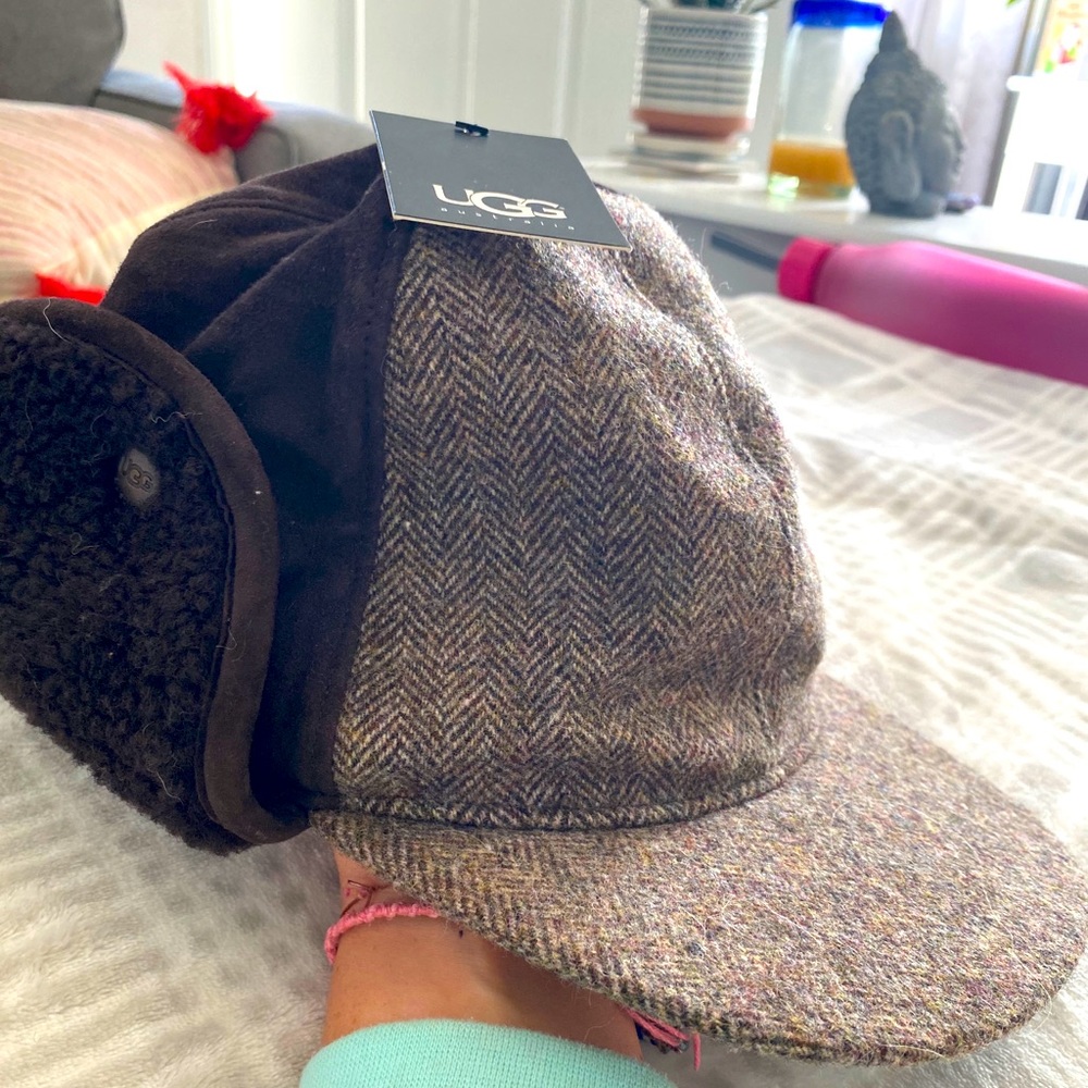❌SOLD❌ UGG Australia Snow Cap